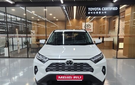 Toyota RAV4, 2025 год, 5 490 099 рублей, 2 фотография