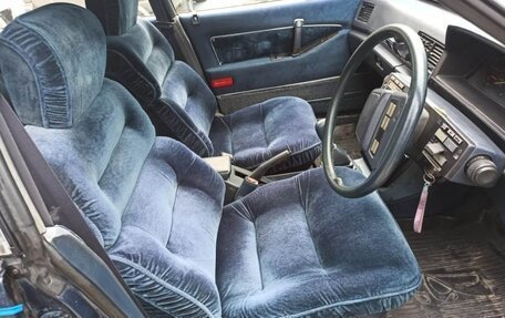 Mitsubishi Galant V, 1988 год, 1 250 000 рублей, 32 фотография