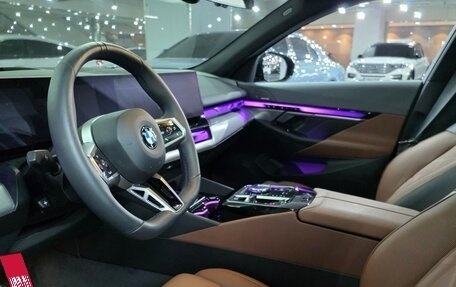 BMW 5 серия, 2025 год, 7 489 123 рублей, 7 фотография