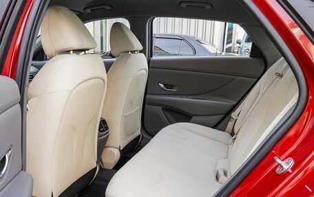 Hyundai Elantra, 2021 год, 2 130 000 рублей, 11 фотография