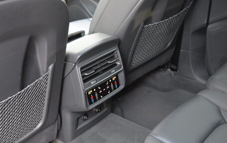 Audi Q7, 2020 год, 5 900 000 рублей, 28 фотография