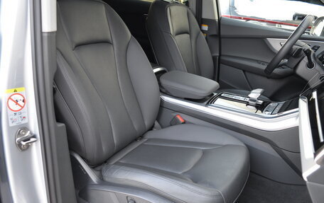 Audi Q7, 2020 год, 5 900 000 рублей, 34 фотография