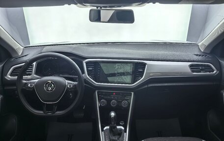 Volkswagen T-Roc I, 2022 год, 1 680 355 рублей, 4 фотография