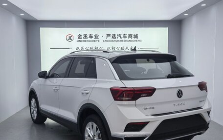 Volkswagen T-Roc I, 2022 год, 1 680 355 рублей, 8 фотография