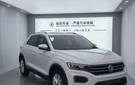 Volkswagen T-Roc I, 2022 год, 1 680 355 рублей, 6 фотография