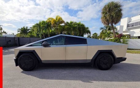 Tesla Cybertruck, 2024 год, 7 689 756 рублей, 2 фотография