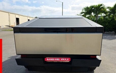 Tesla Cybertruck, 2024 год, 7 689 756 рублей, 7 фотография