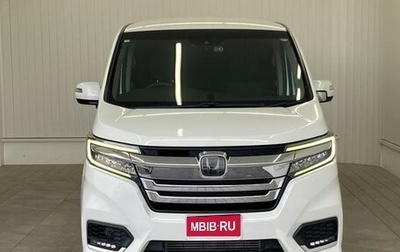 Honda Stepwgn IV, 2018 год, 1 570 000 рублей, 1 фотография
