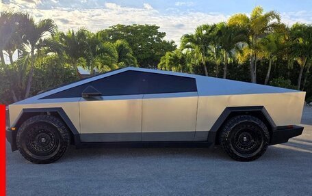 Tesla Cybertruck, 2024 год, 98 000 рублей, 2 фотография