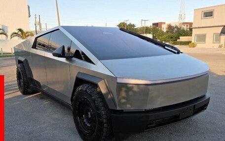 Tesla Cybertruck, 2024 год, 98 000 рублей, 9 фотография