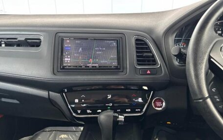 Honda Vezel, 2018 год, 1 470 000 рублей, 6 фотография