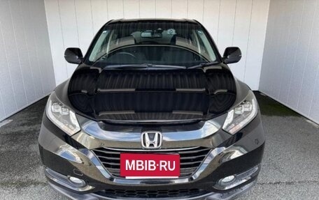 Honda Vezel, 2018 год, 1 470 000 рублей, 2 фотография