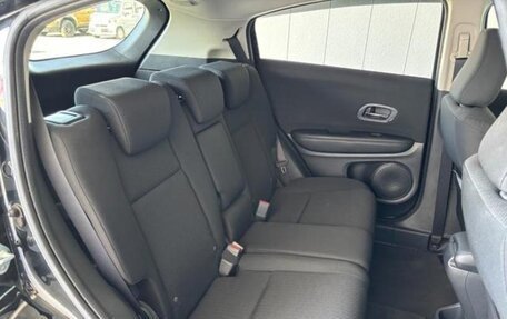 Honda Vezel, 2018 год, 1 470 000 рублей, 18 фотография