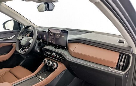 Skoda Kodiaq, 2025 год, 5 500 000 рублей, 9 фотография