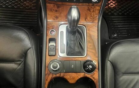 Volkswagen Touareg III, 2010 год, 1 887 000 рублей, 29 фотография