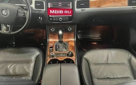 Volkswagen Touareg III, 2010 год, 1 887 000 рублей, 28 фотография