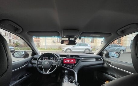 Toyota Camry, 2020 год, 2 350 000 рублей, 4 фотография