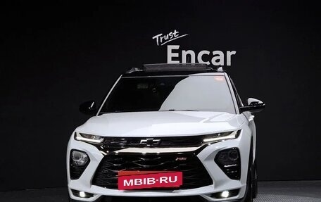 Chevrolet TrailBlazer, 2021 год, 1 350 700 рублей, 3 фотография