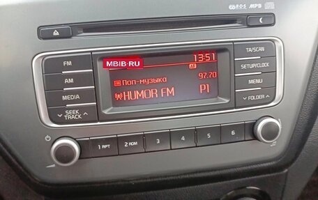 KIA Rio III рестайлинг, 2015 год, 780 000 рублей, 11 фотография