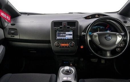 Nissan Leaf I, 2015 год, 740 000 рублей, 17 фотография