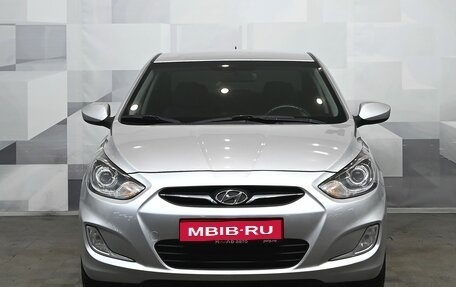 Hyundai Solaris II рестайлинг, 2013 год, 930 000 рублей, 2 фотография