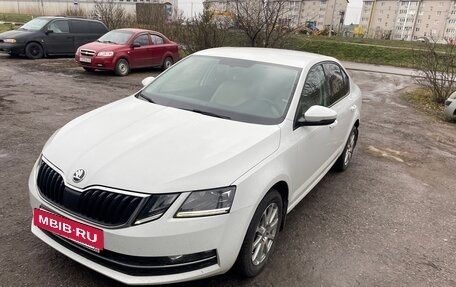 Skoda Octavia, 2020 год, 2 400 000 рублей, 2 фотография