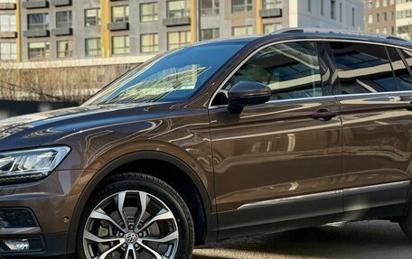 Volkswagen Tiguan II, 2018 год, 2 890 000 рублей, 1 фотография