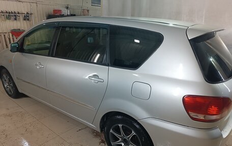 Toyota Ipsum II, 2002 год, 800 000 рублей, 3 фотография