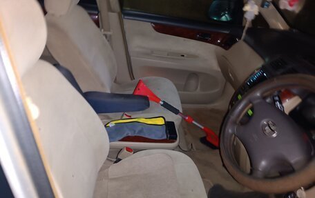Toyota Ipsum II, 2002 год, 800 000 рублей, 6 фотография