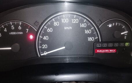 Toyota Ipsum II, 2002 год, 800 000 рублей, 5 фотография