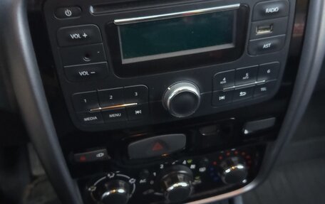 Renault Duster I рестайлинг, 2012 год, 950 000 рублей, 11 фотография