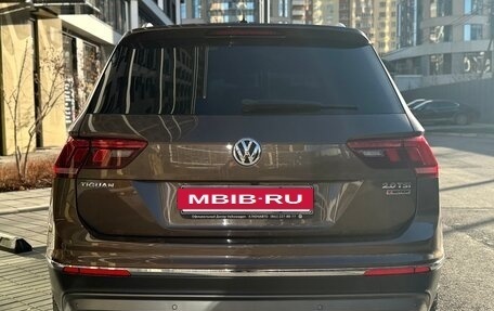 Volkswagen Tiguan II, 2018 год, 2 890 000 рублей, 3 фотография