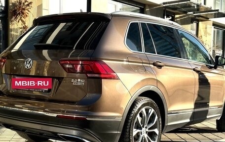 Volkswagen Tiguan II, 2018 год, 2 890 000 рублей, 4 фотография