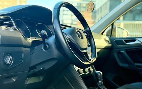 Volkswagen Tiguan II, 2018 год, 2 890 000 рублей, 11 фотография