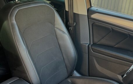 Volkswagen Tiguan II, 2018 год, 2 890 000 рублей, 10 фотография