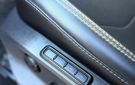 Volkswagen Tiguan II, 2018 год, 2 890 000 рублей, 13 фотография