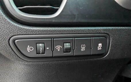 KIA Rio IV, 2021 год, 955 000 рублей, 24 фотография