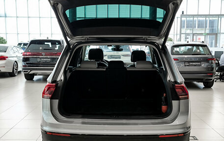 Volkswagen Tiguan II, 2018 год, 2 750 000 рублей, 12 фотография