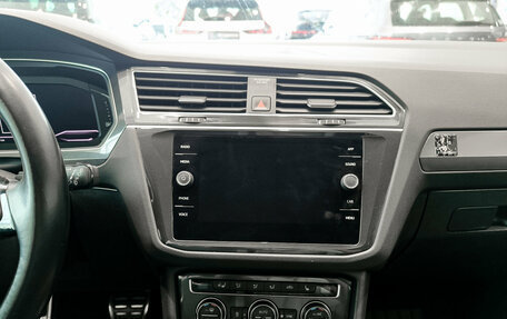 Volkswagen Tiguan II, 2018 год, 2 750 000 рублей, 18 фотография