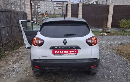 Renault Kaptur I рестайлинг, 2019 год, 1 180 000 рублей, 3 фотография