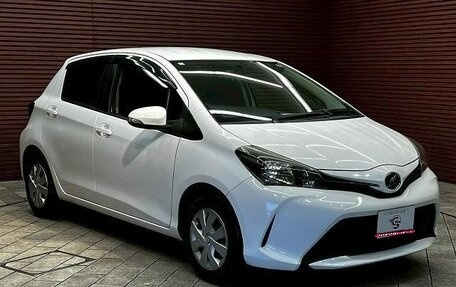 Toyota Vitz, 2013 год, 628 000 рублей, 1 фотография