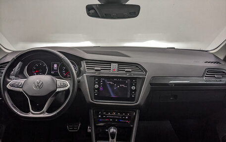 Volkswagen Tiguan II, 2022 год, 3 700 000 рублей, 14 фотография