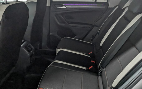 Volkswagen Tiguan II, 2022 год, 3 700 000 рублей, 17 фотография