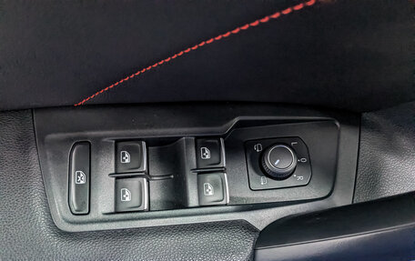 Volkswagen Tiguan II, 2022 год, 3 700 000 рублей, 22 фотография