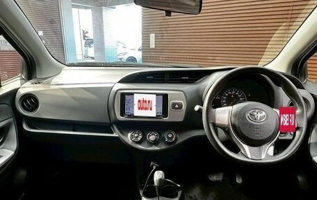 Toyota Vitz, 2013 год, 628 000 рублей, 28 фотография