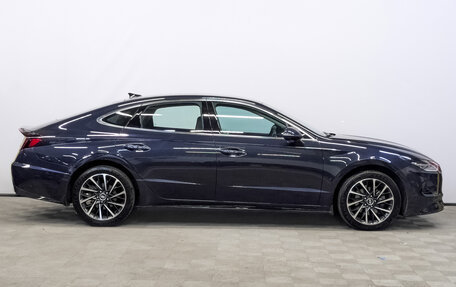 Hyundai Sonata VIII, 2022 год, 2 900 000 рублей, 4 фотография