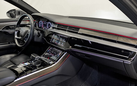 Audi A8, 2018 год, 5 095 000 рублей, 11 фотография