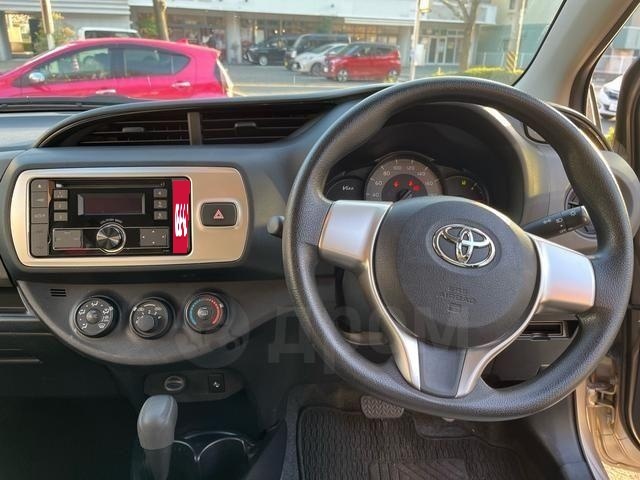 Toyota Vitz XP130 рестайлинг, 2019 год, 669 159 рублей, 11 фотография
