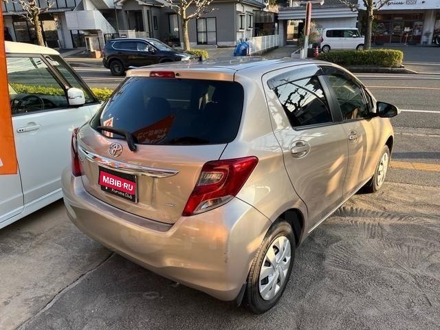 Toyota Vitz XP130 рестайлинг, 2019 год, 669 159 рублей, 12 фотография