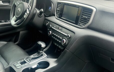 KIA Sportage IV рестайлинг, 2018 год, 2 080 000 рублей, 6 фотография